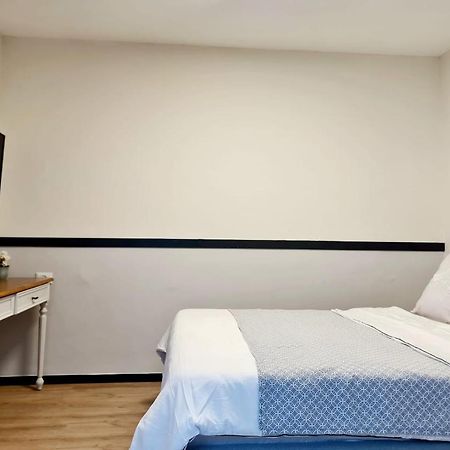 Royal Park- Magical Garden Apartment Ейлат Екстериор снимка