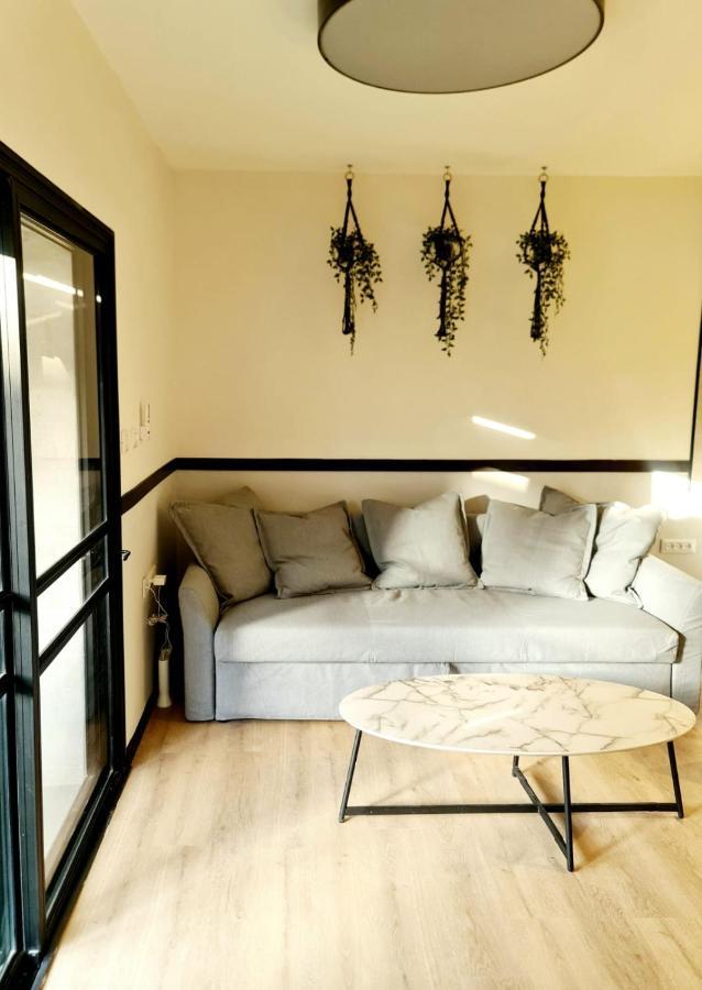 Royal Park- Magical Garden Apartment Ейлат Екстериор снимка
